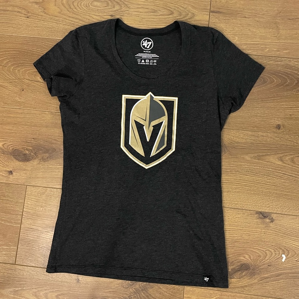 47 Brand Vegas Golden Knights NHL T-Shirt V Neck Black Women’s Medium
